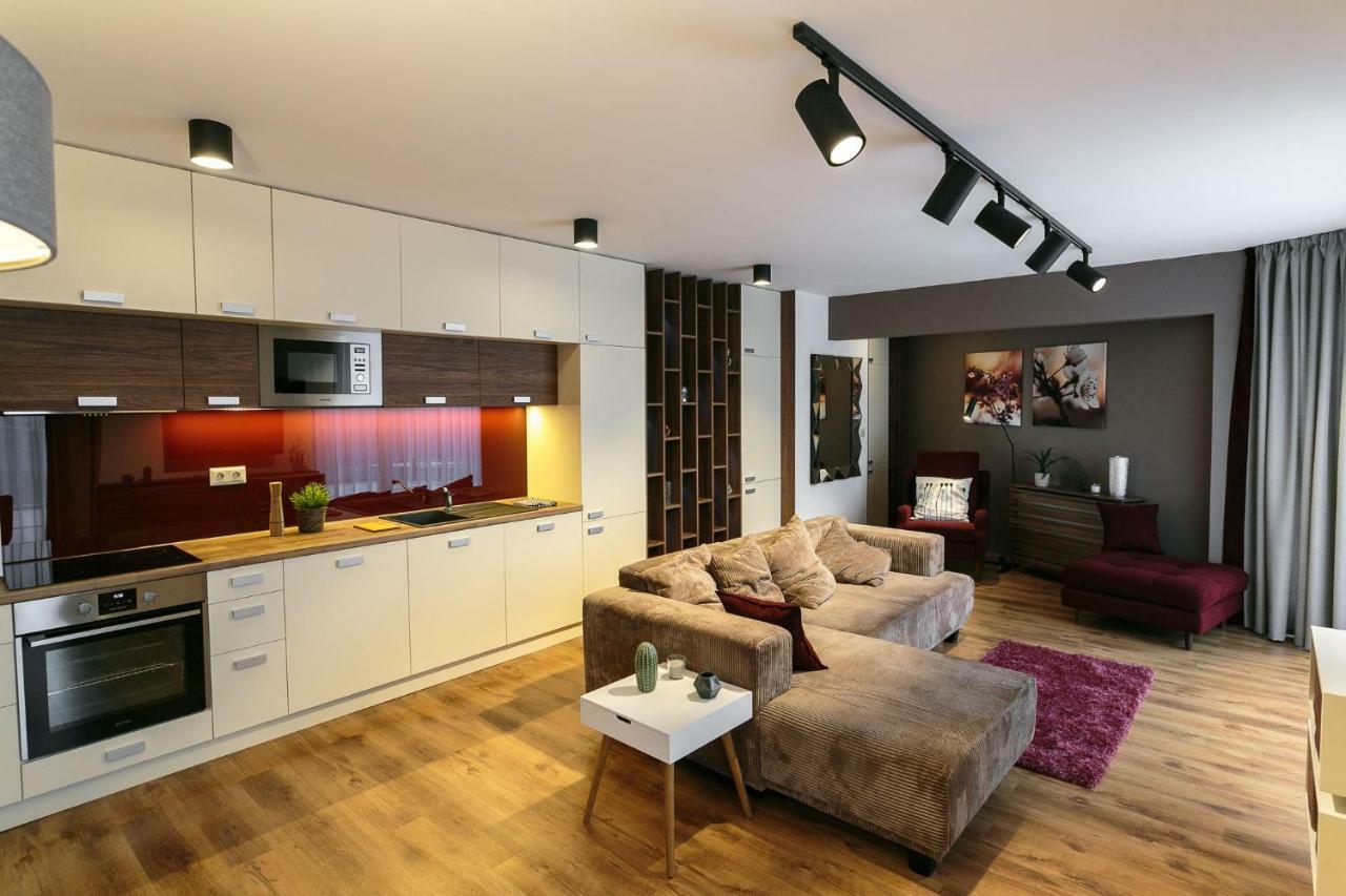 Doczy Private Apartment Debrecen Exterior foto